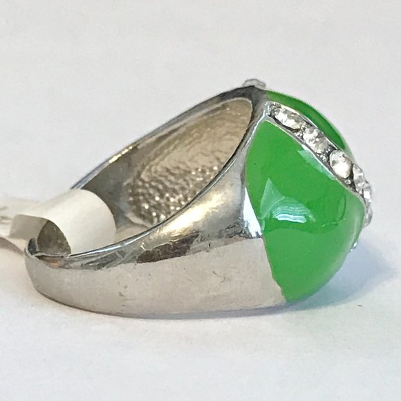 Vintage Green Enamel Cocktail Ring Silver Plated Crystal Rhinestone Size 8 Boho - Picture 7 of 12